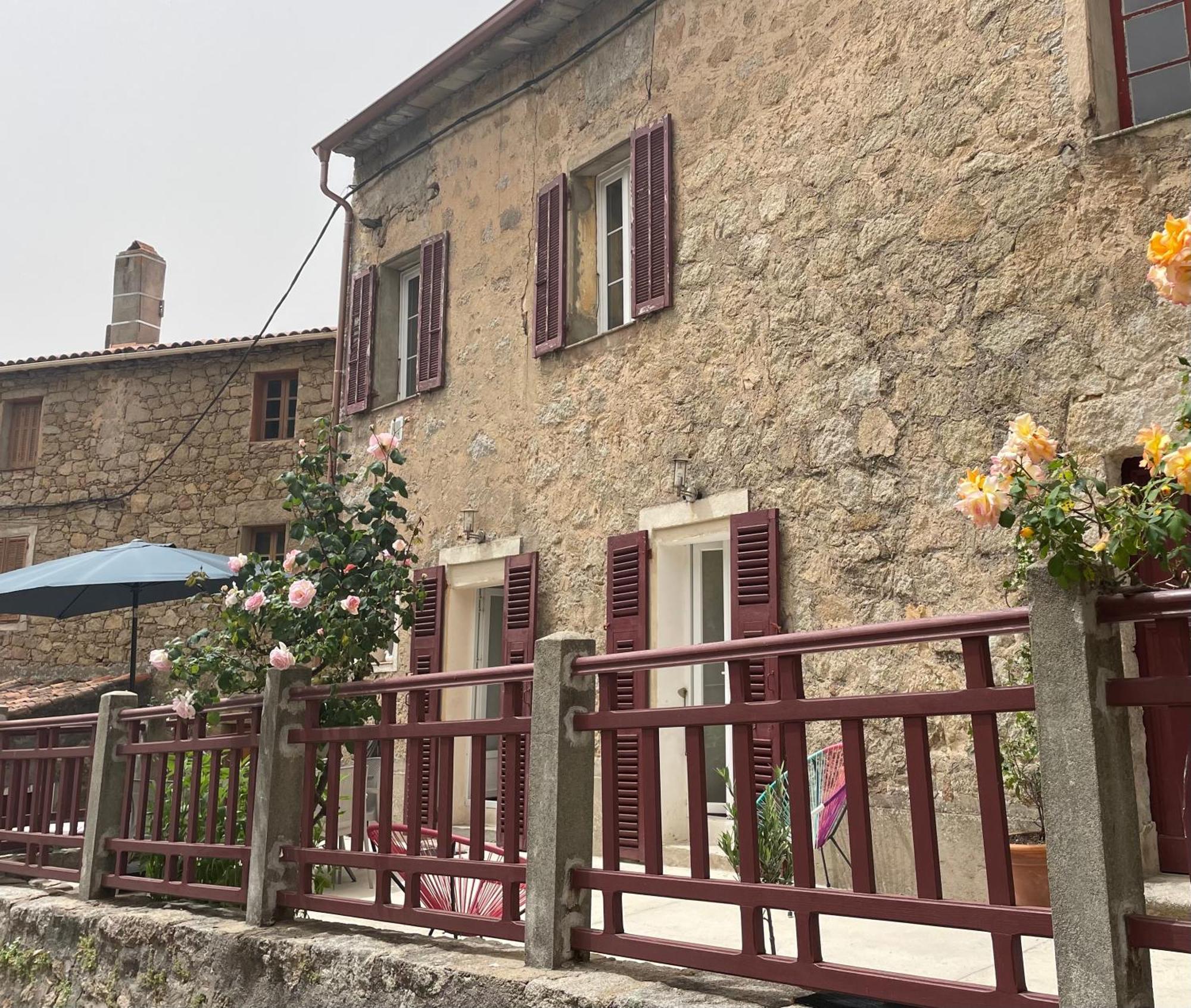 Maison De Caractere Renovee Coggia Exterior foto